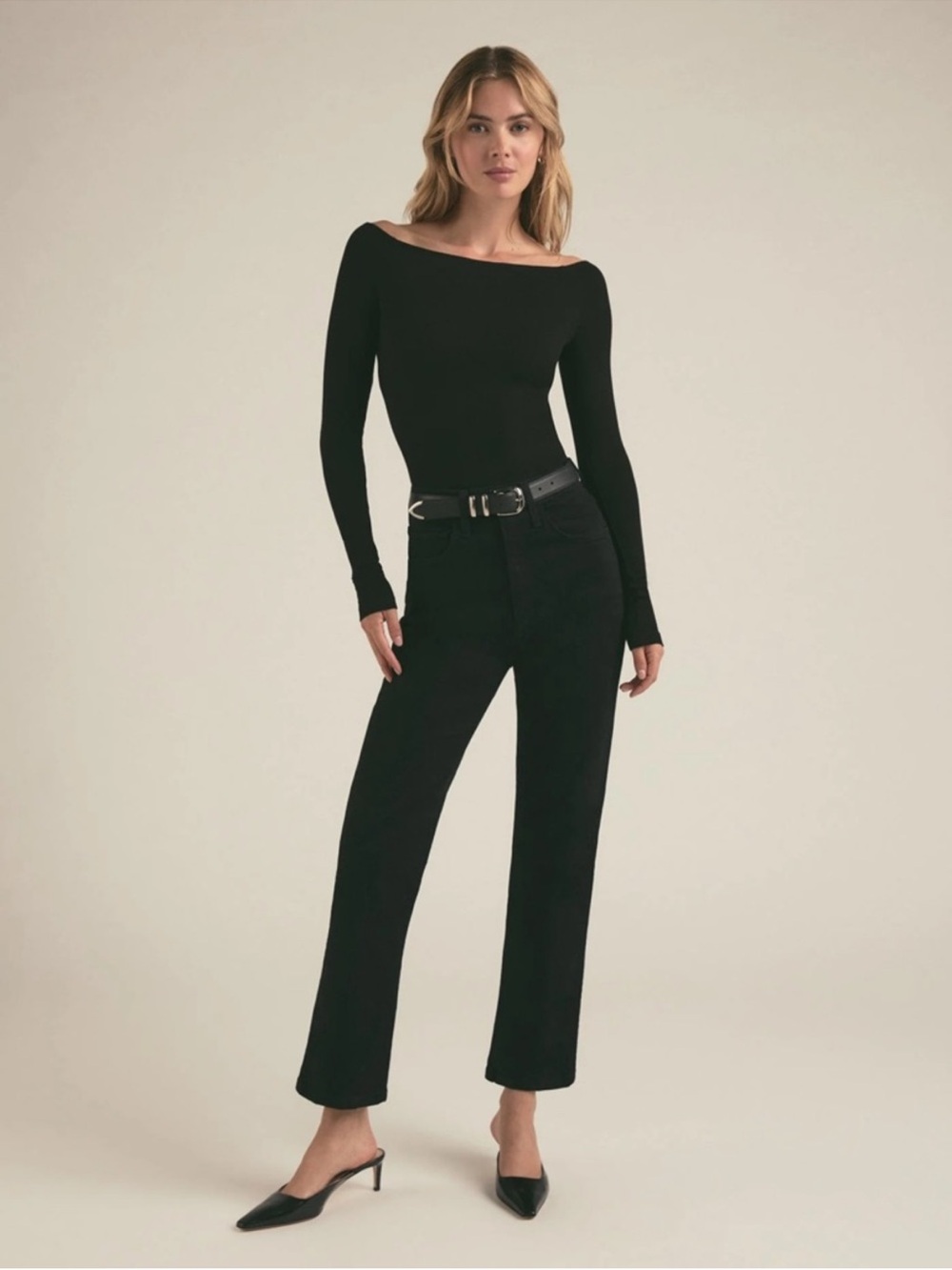 Favorite Daughter Jeans The Valentina Super High Rise Straight in Basalt Black